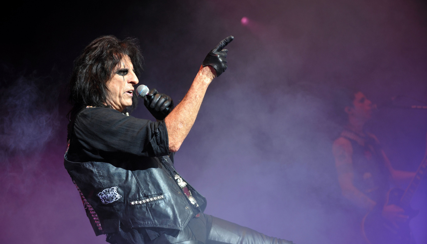 Arizona Lottery and Alice Cooper benefit teens throughout the state