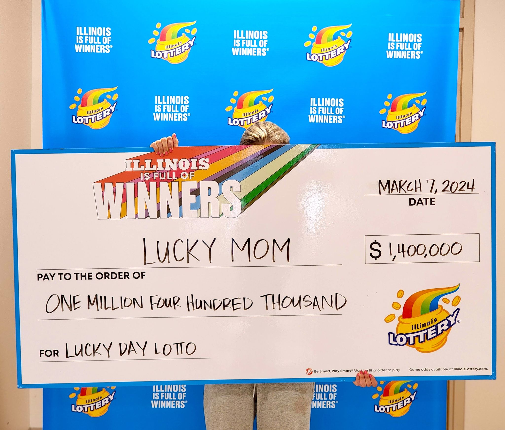 Illinois mom gets lucky with Lucky Day Lottery