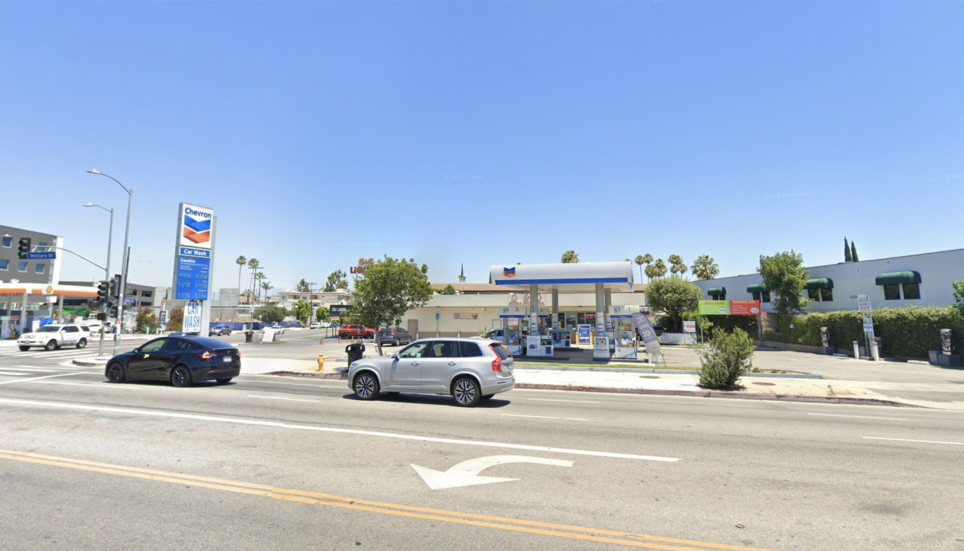 The Chevron gas station at 18081 Ventura Boulevard, Encino, California, where the unclaimed $197m Mega Millions winning ticket about to expire was sold.