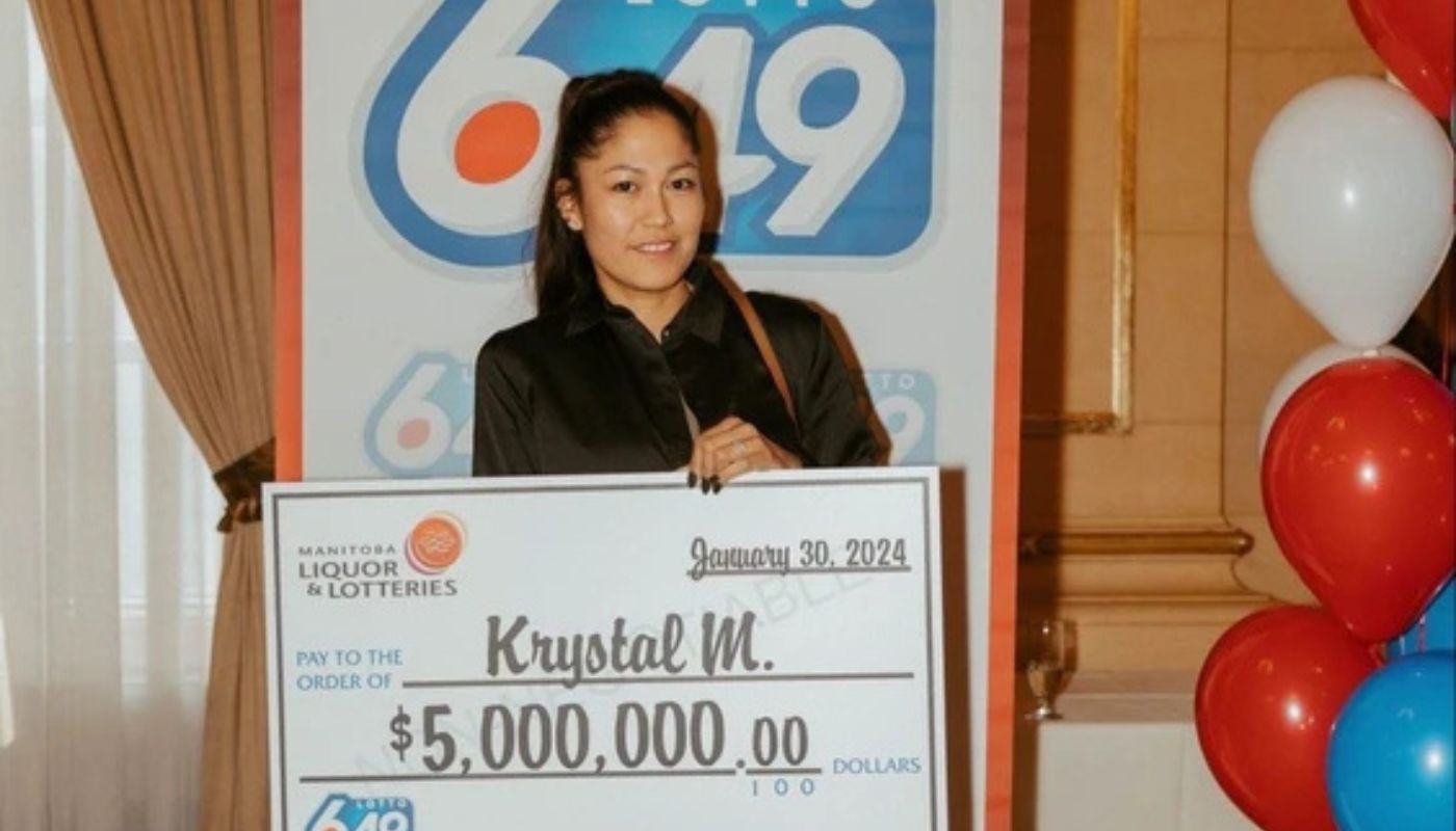 Man sues ex over $5M lottery ticket, claims she ghosted him