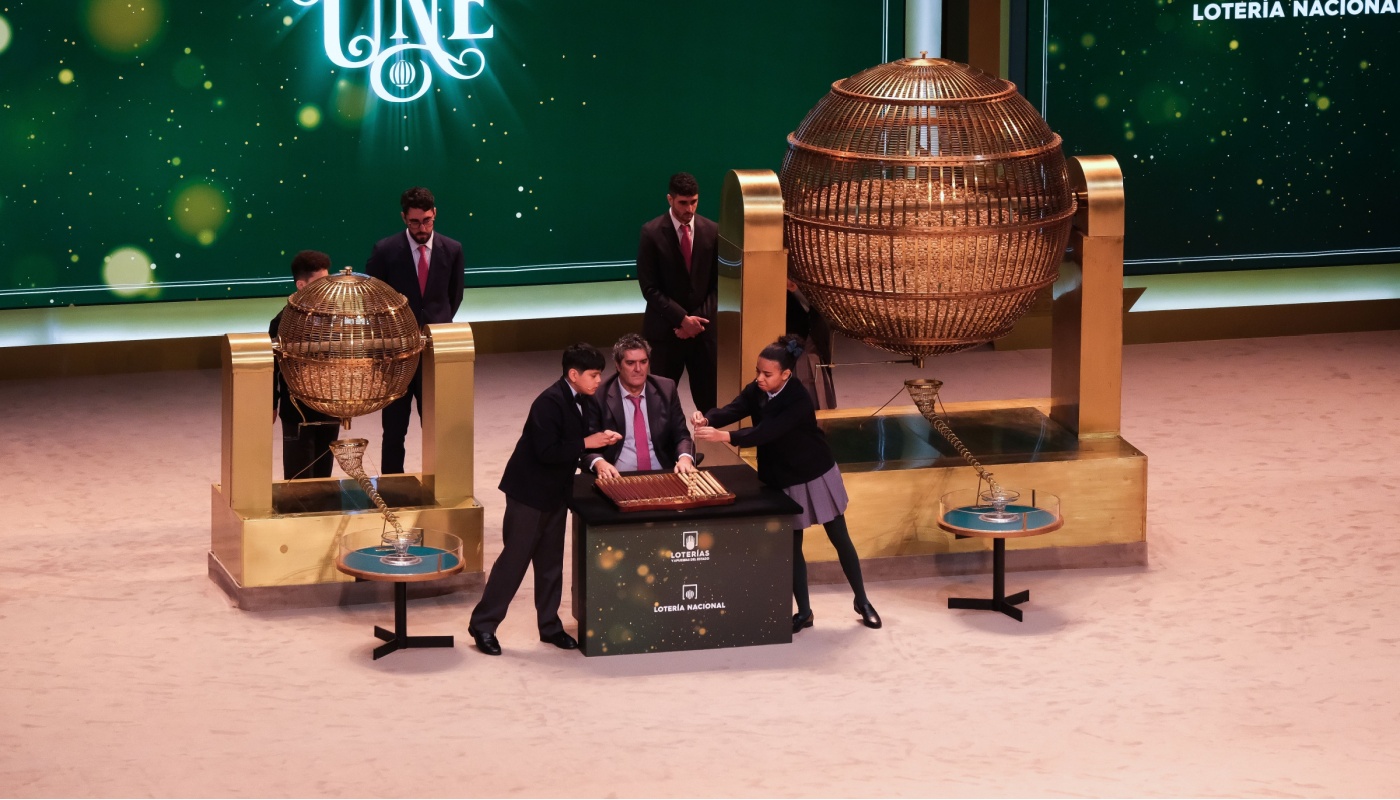 A picture of the 2023 Gordo de Navidad draw from the Spanish lottery.