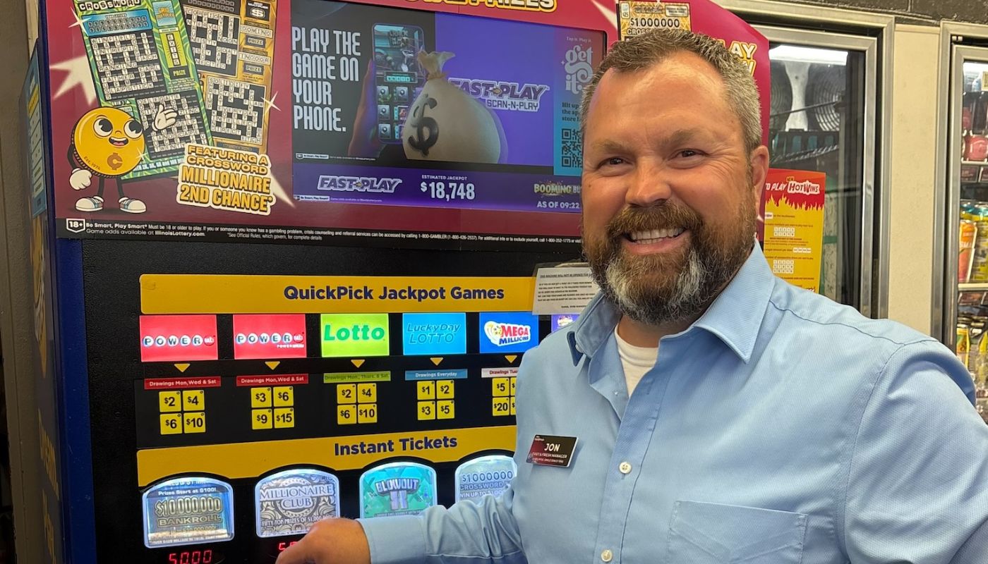 Jon Marshall, store manager at the 36th Street Hy-Vee Fast & Fresh in Quincy, IL.
